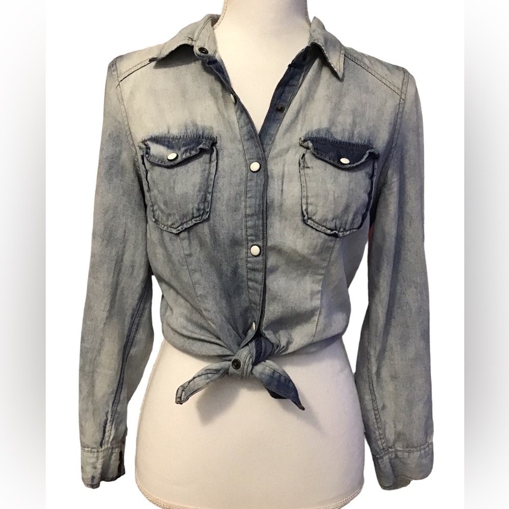 RED Snap acid washed western style button down shirt size Medium